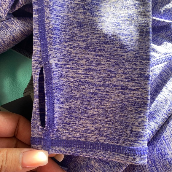 NWT Medium pullover - Picture 5 of 5